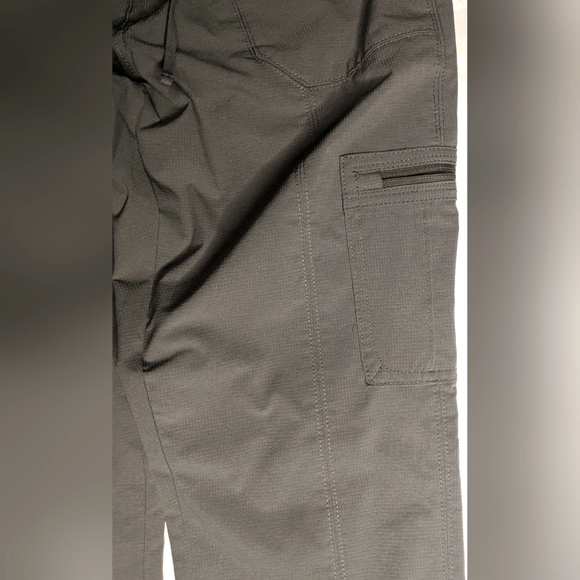 KUHL Horizon Women's Cargo Hiking Pants - Picture 5 of 10
